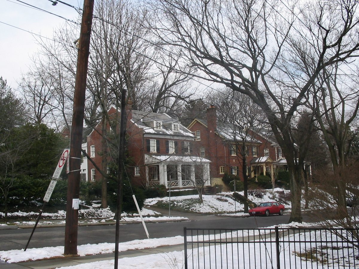 Cleveland Park houses (March 2007) in Cleveland Park, DC