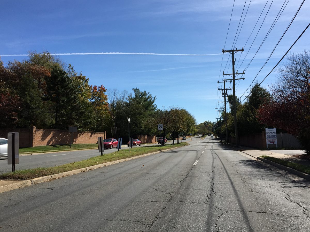 2016-10-28 12 34 39 View south along Virginia State Route 243 (Nutley Street) at Virginia State Route 123 (Maple Avenue) in Vienna, Fairfax County, Virginia in Vienna, VA